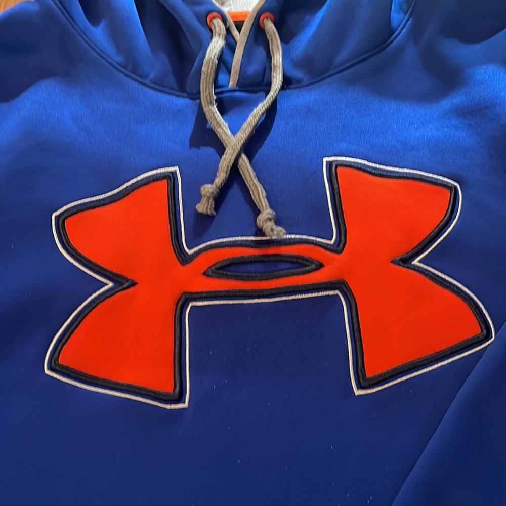 Under Armour Pull Over - image 3